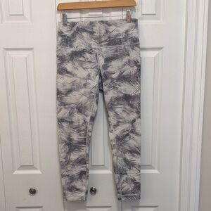 Lululemon High-Rise Gray Marble Leggings 23”